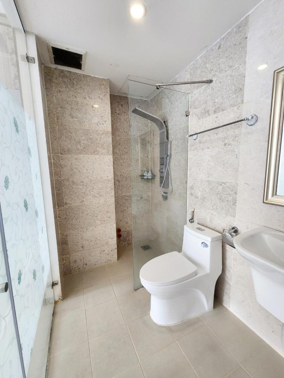 F F House Homestay โฮจิมินห์ซิตี้ ภายนอก รูปภาพ